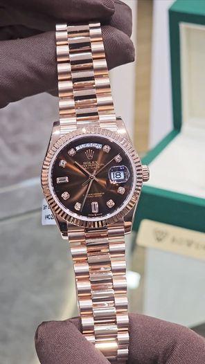 Đồng hồ chế tác - HCM 245B Chu Văn An