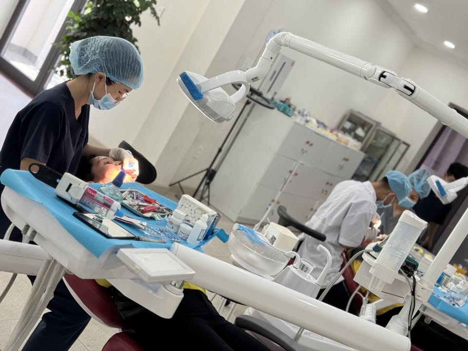 Bóc Phốt + Review Nha Khoa Răng Sứ - Cắm Implant Có Tâm Việt Nam