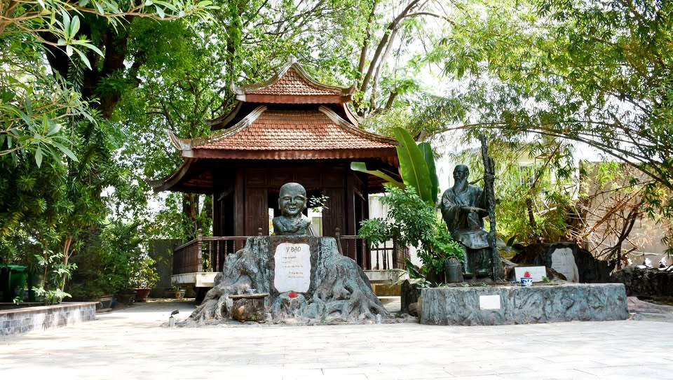 Viện Y dược học dân tộc TP. Hồ Chí Minh