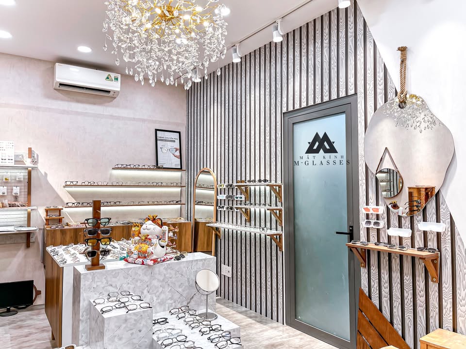 Mắt kính M - Glasses