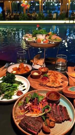 Sol Kitchen & Bar District 7