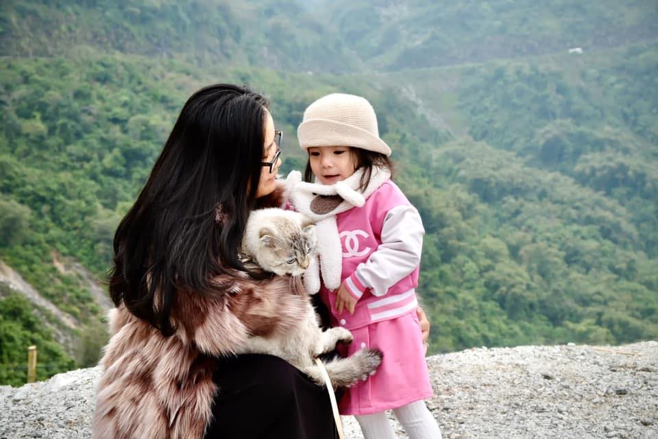 Chăm bé sinh non cùng mẹ Tôm, Tép, Tít...