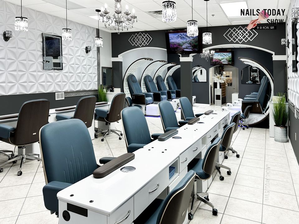 NAILS TODAY SHOW by DI AI HONG SAM