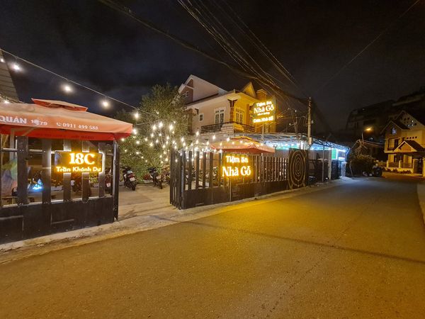 Tiệm Ăn Nhà Gỗ 18 C Trần Khánh Dư - Đà Lạt