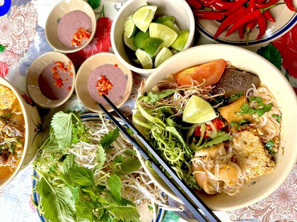 Tiệm Ăn Cô Tư Mỹ Tho