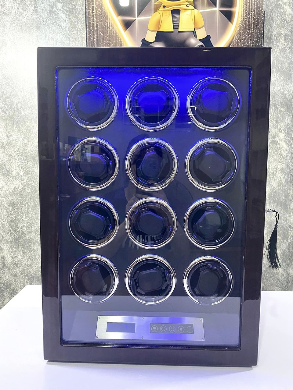 Thanh Huyền Box Watch Winder