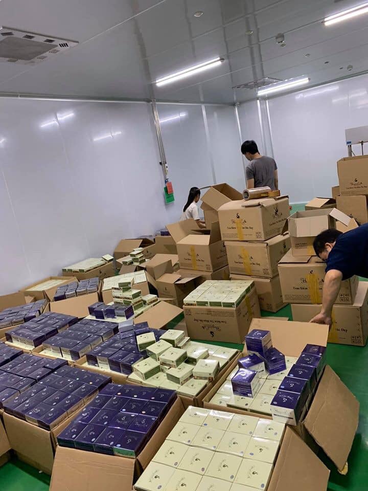 MỸ PHẨM HUYỀN CÒ ( chiết xuất 100% từ thiên nhiên an toàn cho mẹ bầu )