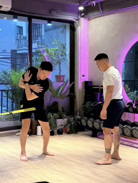 Hội Anh Chị Em Mê Golf (Ace Golf Community)