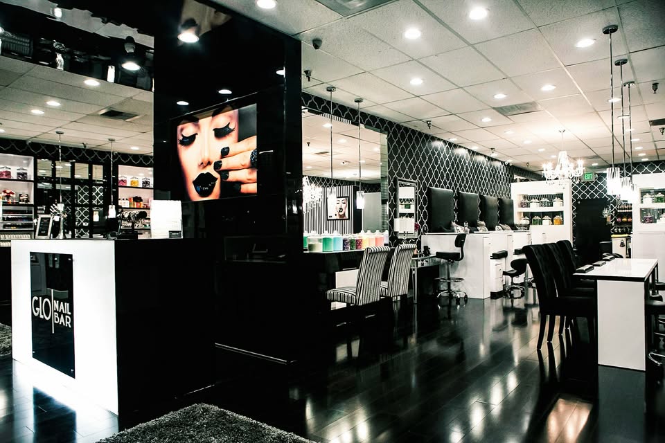 GLO Nail Bar - Costa Mesa
