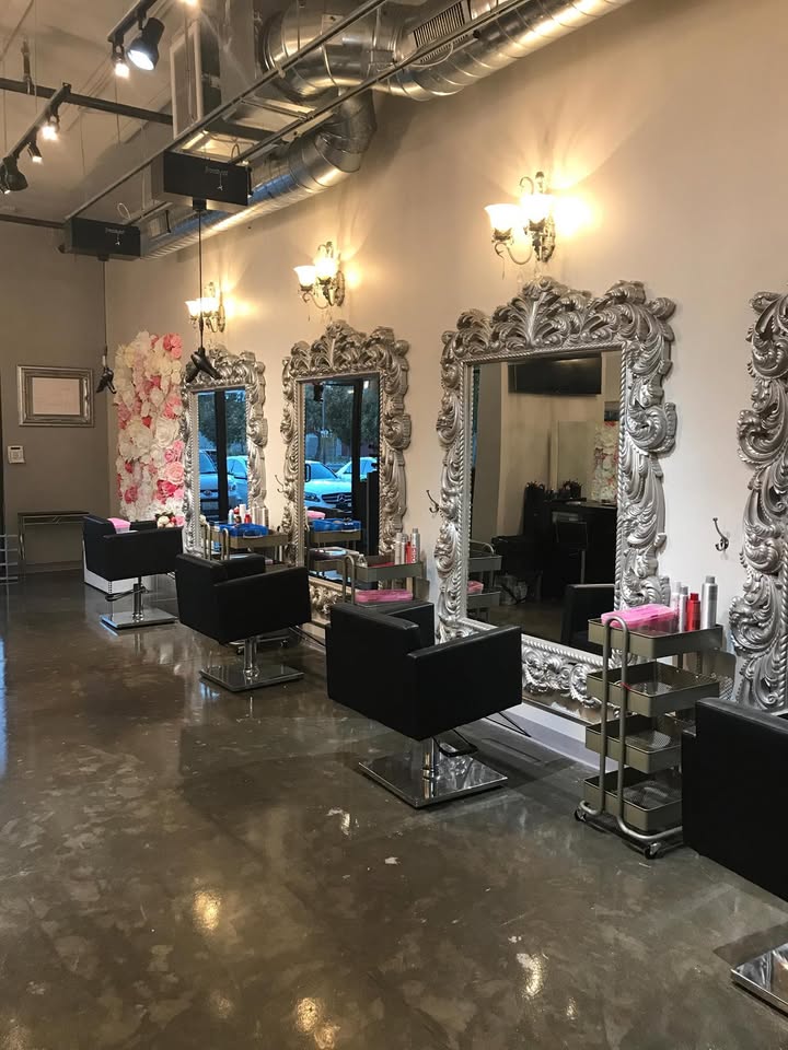 Glam Blowout & Beauty Bar