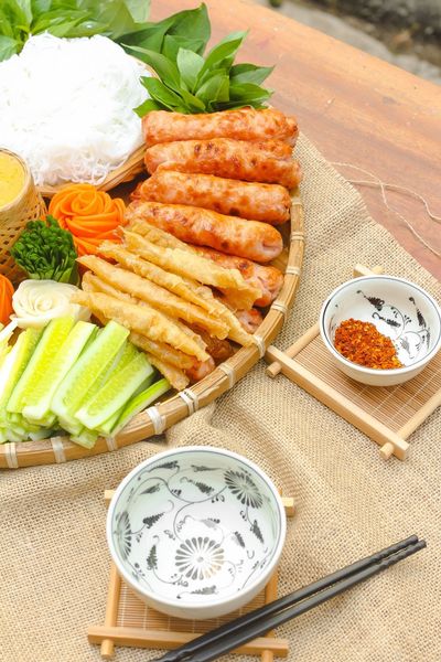 Nem Nướng QUẾ QUÂN  -   Quận 1