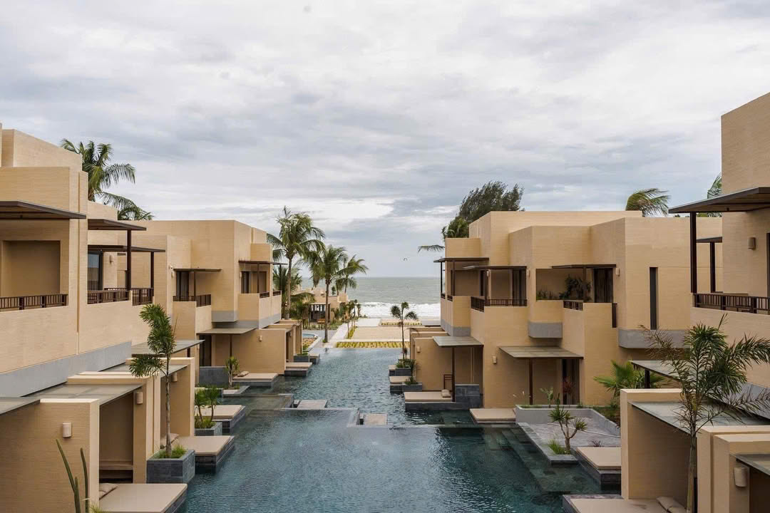 CaraWorld Cam Ranh