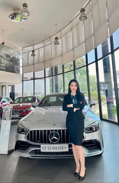 Vân Anh Mercedes - Benz An Du Đà Nẵng 