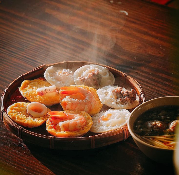 Tiệm Cà Phê Bình Minh Ơi