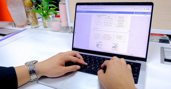 FPT Information System