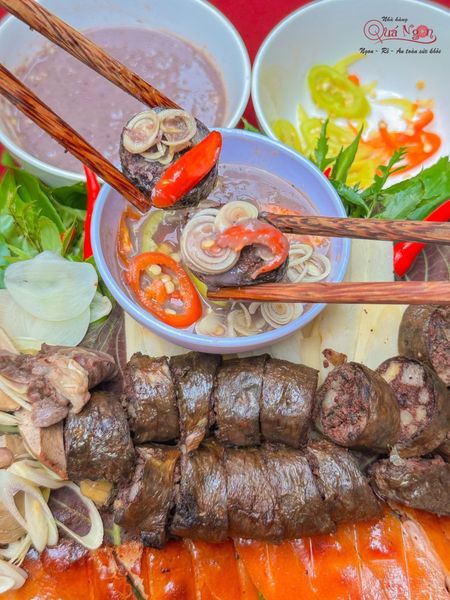 Nhà Hàng Quá Ngon