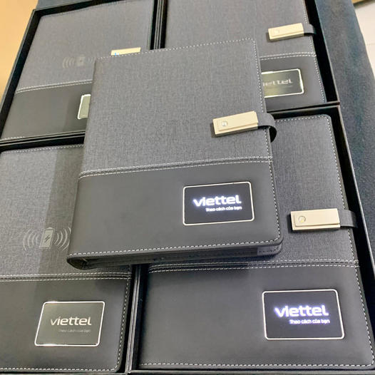 Sổ sạc đa năng - Sự kết hợp hoàn hảo sổ tay và pin sạc dự phòng.