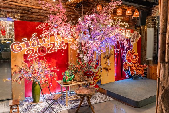 Sài Gòn Chút Lạ