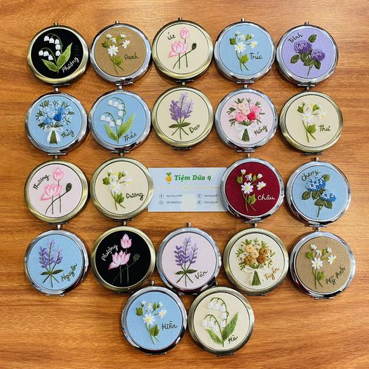 Thêu Tay Tiệm Dứa 9