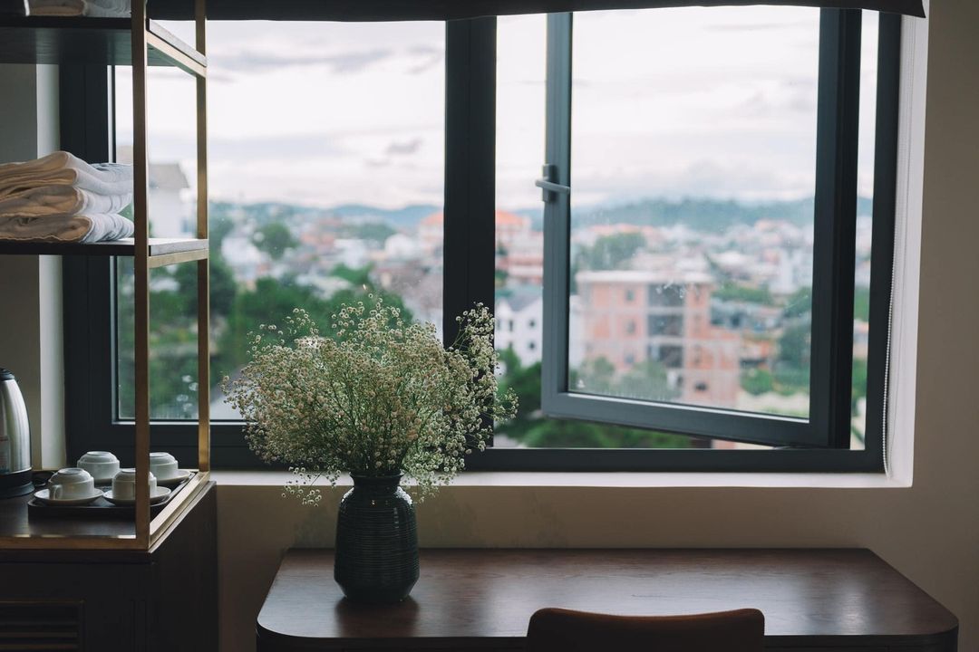 Sunset Hill Hotel