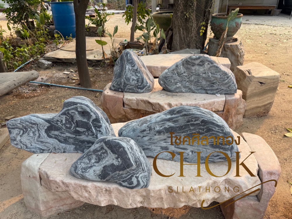 หินเขียวหยกทรงภูเขา (สั่งตัดพิเศษ) 0