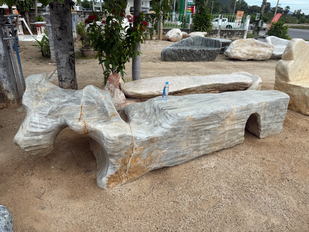 โต๊ะโซฟาหิน 3