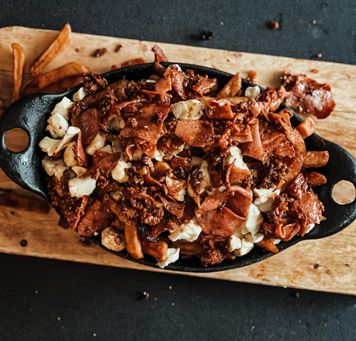 2 POUR 1 POUTINE CARNIVORE