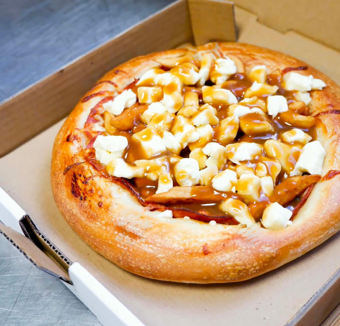 PIZZA POUTINE
