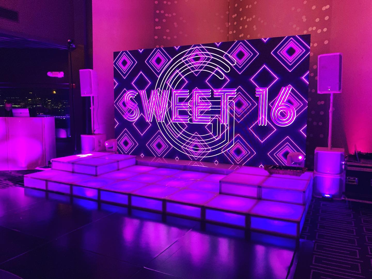 What is the energy efficiency rating system used for LED wall panels?