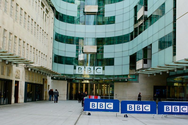 BBC「スクレイピングは公共の利益にかなっていない」Webクローラーをブロック 大手メディアでAI学習防止の動き続くのサムネイル画像