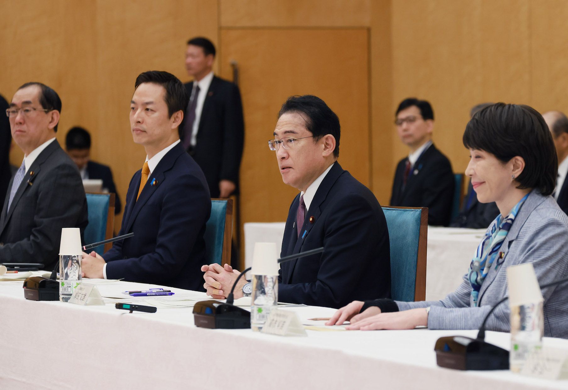 AI戦略会議が初会合を開催 内容は”骨太の方針”反映へのサムネイル画像