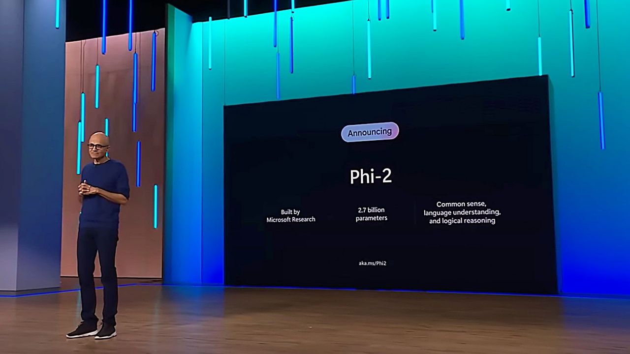 Microsoft が小規模言語モデル「Phi-2」を発表　サイズ25倍のモデルと同等以上の性能を達成のサムネイル画像