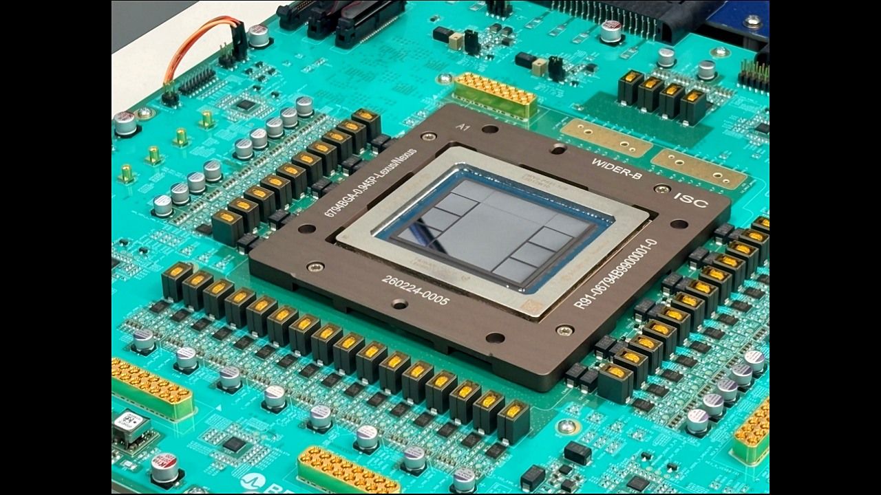 OpenAI独自推論チップ「ハラペーニョ」実測公開、NVIDIA GB200/GB300比でワット当たり最大1.9倍のサムネイル画像