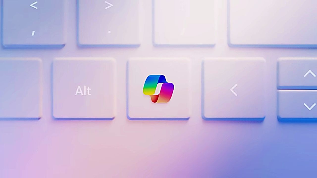 Windowsパソコン　新たな「Copilotキー」搭載　押せばAIアシスタントが起動するAI PCの登場のサムネイル画像