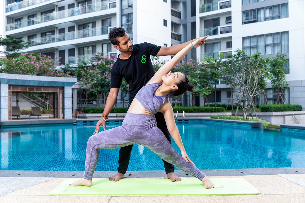 Do tư thế đứng là căn bản của yoga nên người tập phải rất thành thạo để đến với các động tác tiếp theo