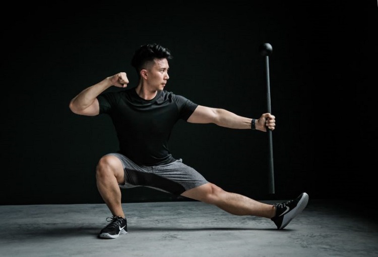 tập thể hình cùng chùy 3