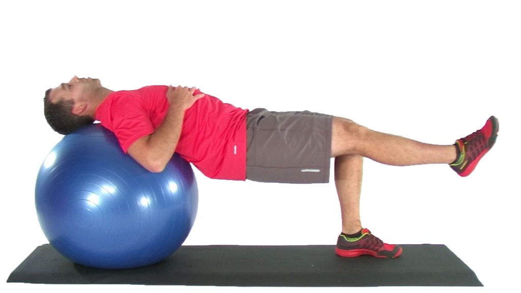 Động tác Advanced Leg Extensions on the Ball