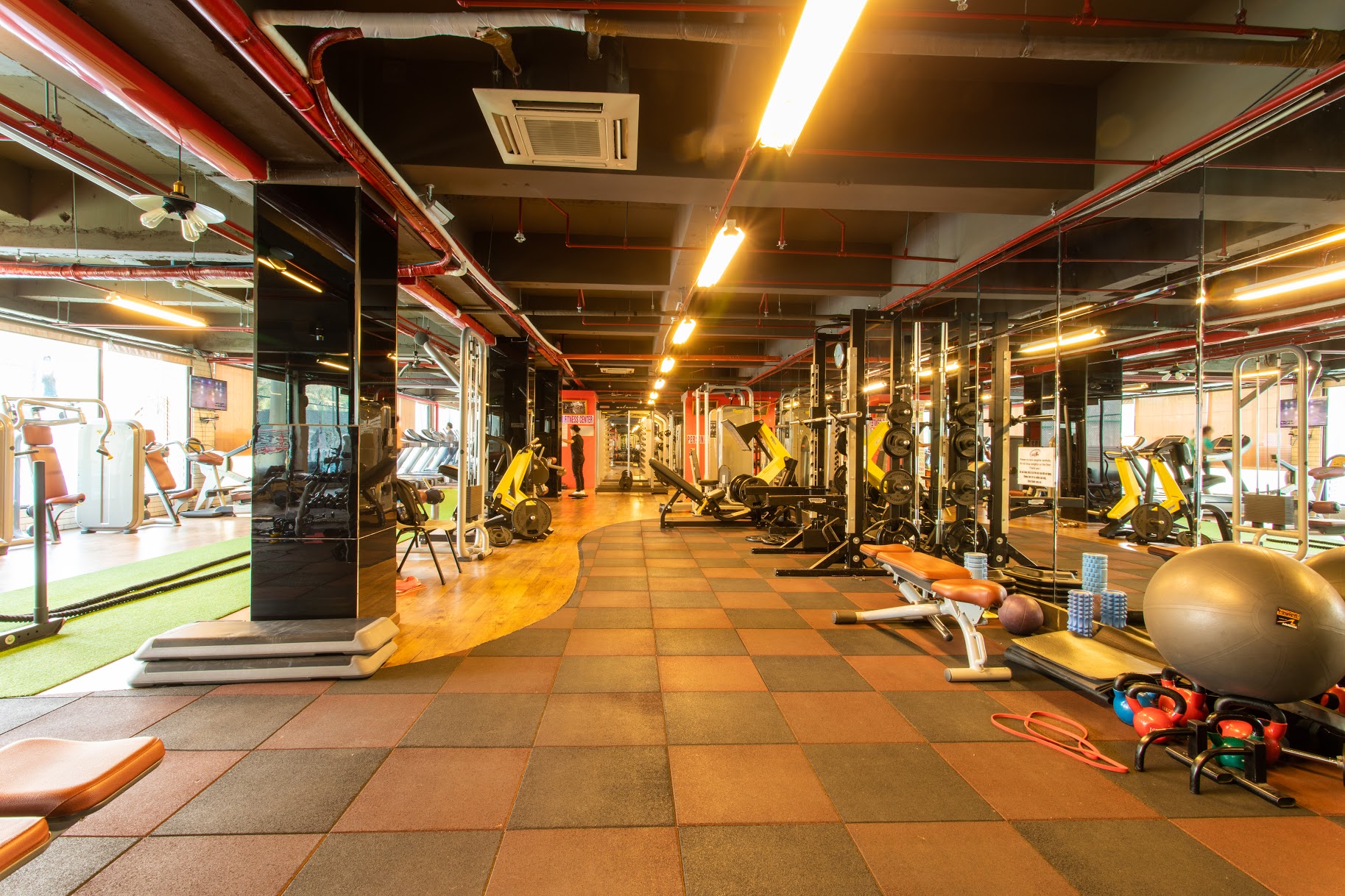 Yofi gym center
