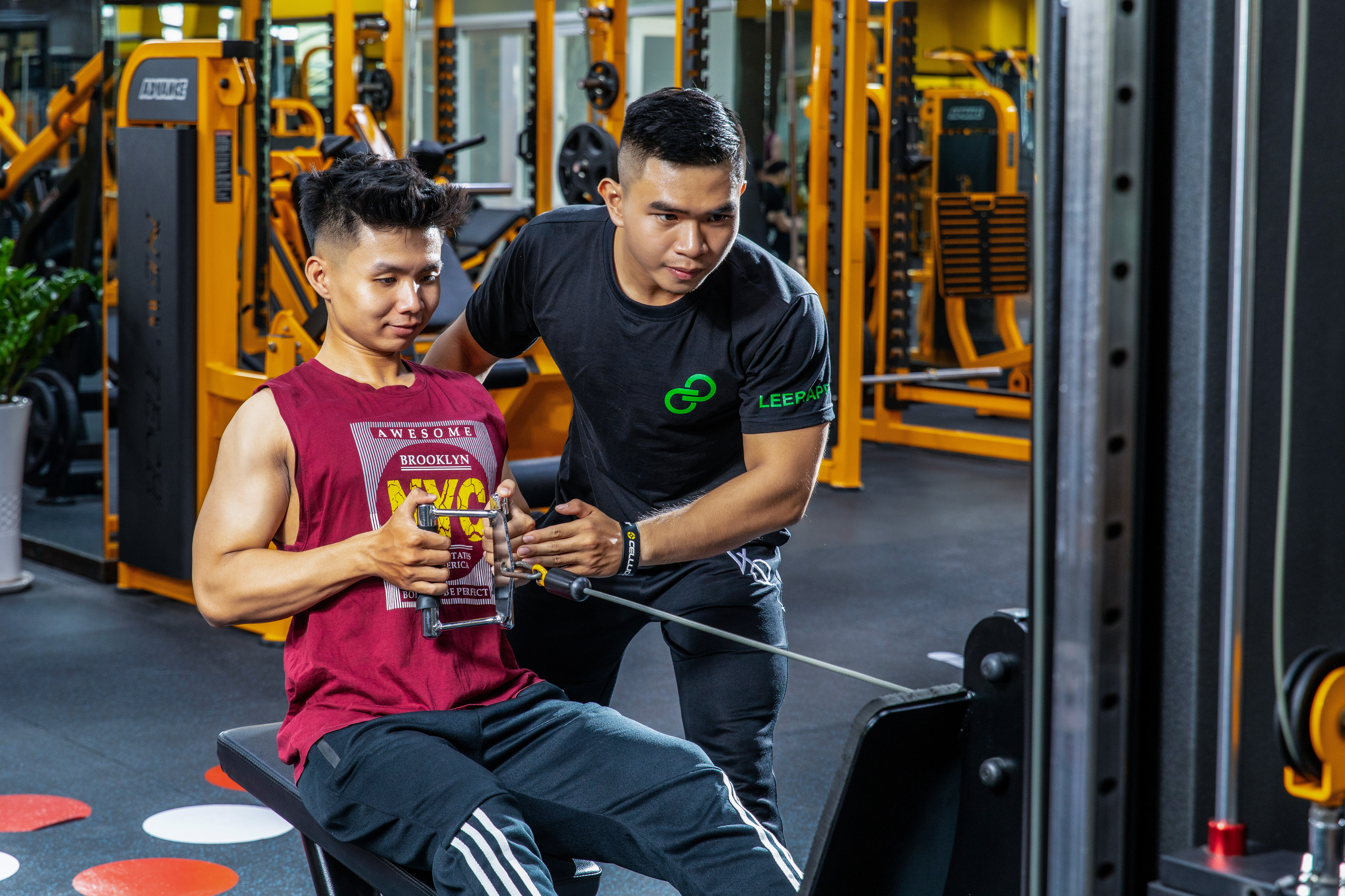 Không có ai xem xét quá trình tập luyện của bạn