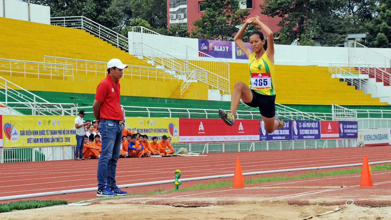 Giậm nhảy giúp xác định khoảng thời gian trong giai đoạn trên không