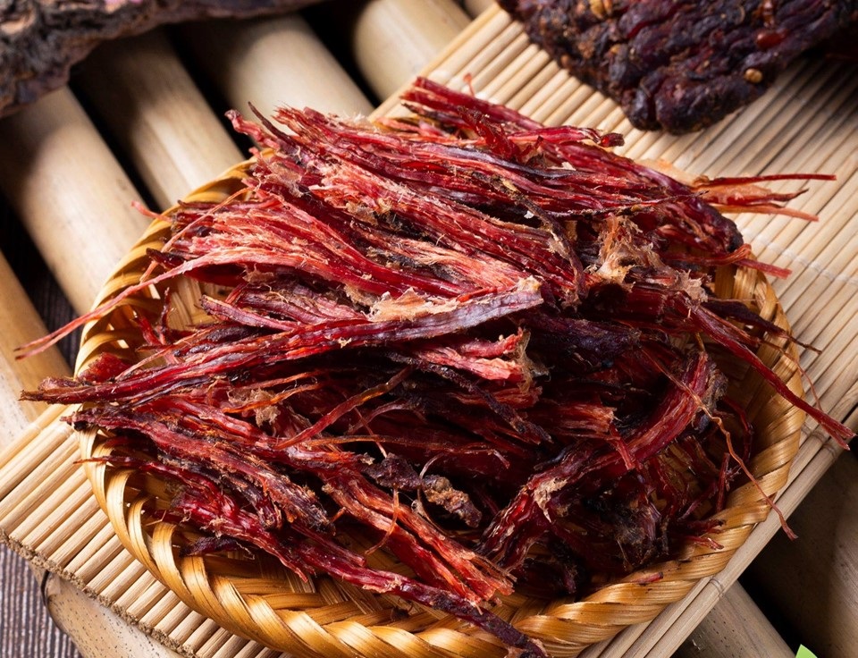 Thịt trâu gác bếp