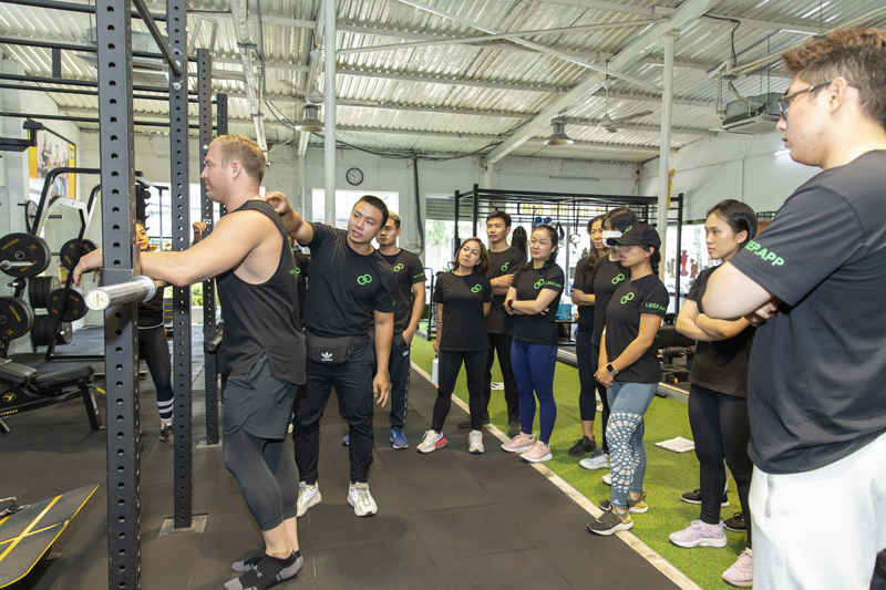 LEEP ACADEMY KHÓA 8_001