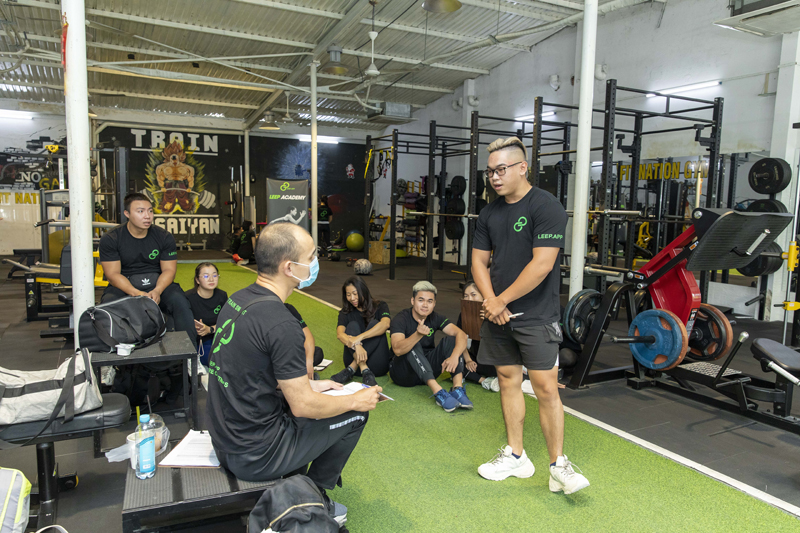 LEEP ACADEMY KHÓA 8_007