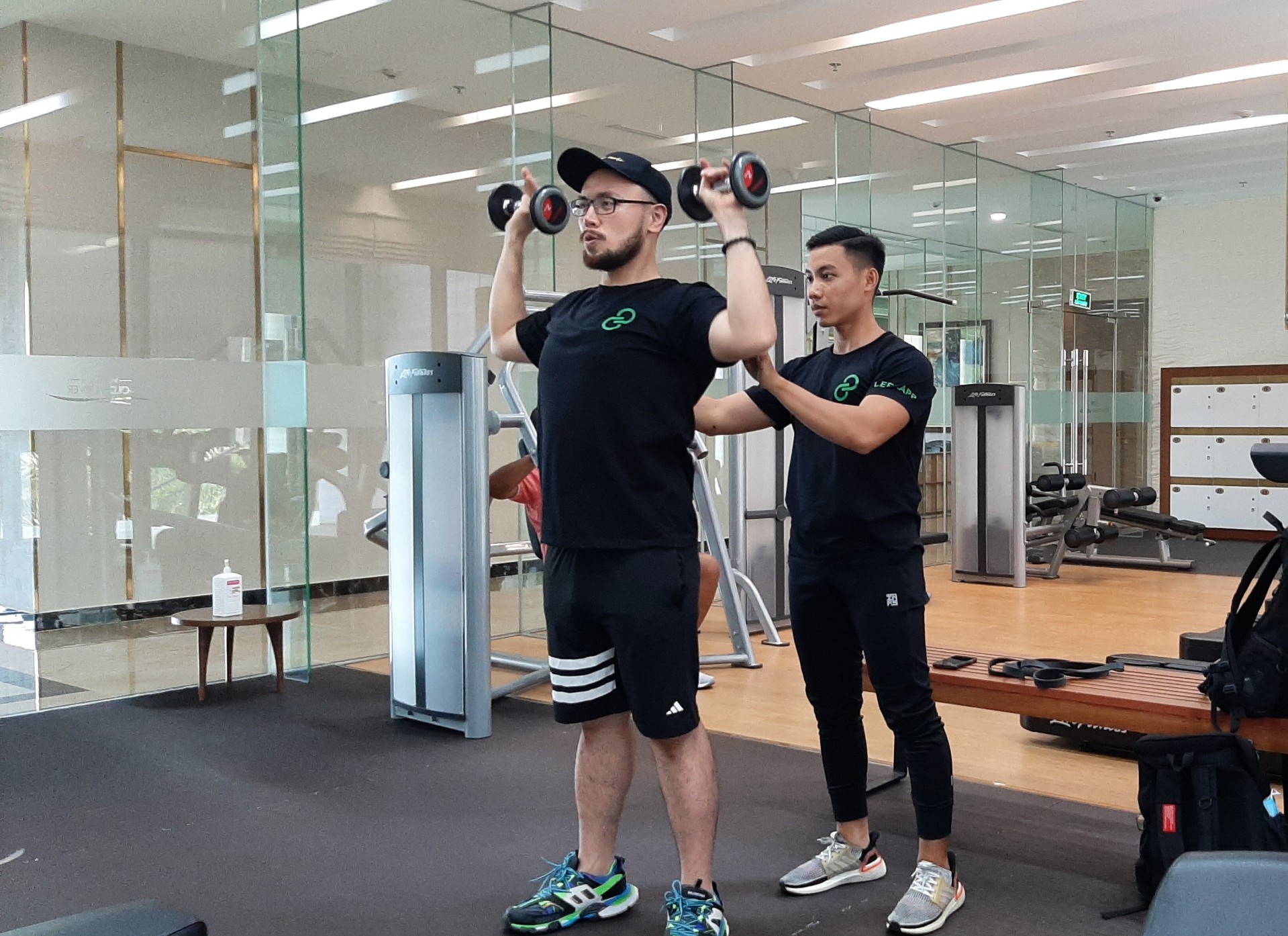 Anh Kelvin Bùi nhận xét LEEP.APP là một ứng dụng tiện lợi với người tập nhất là trong thời điểm dịch bệnh COVID-19 bùng phát