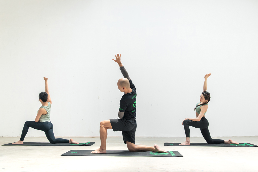 căng cơ gập hông