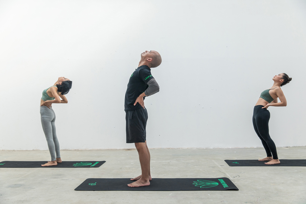 ưỡn ngực nằm trong chương trình tập luyện toàn thân