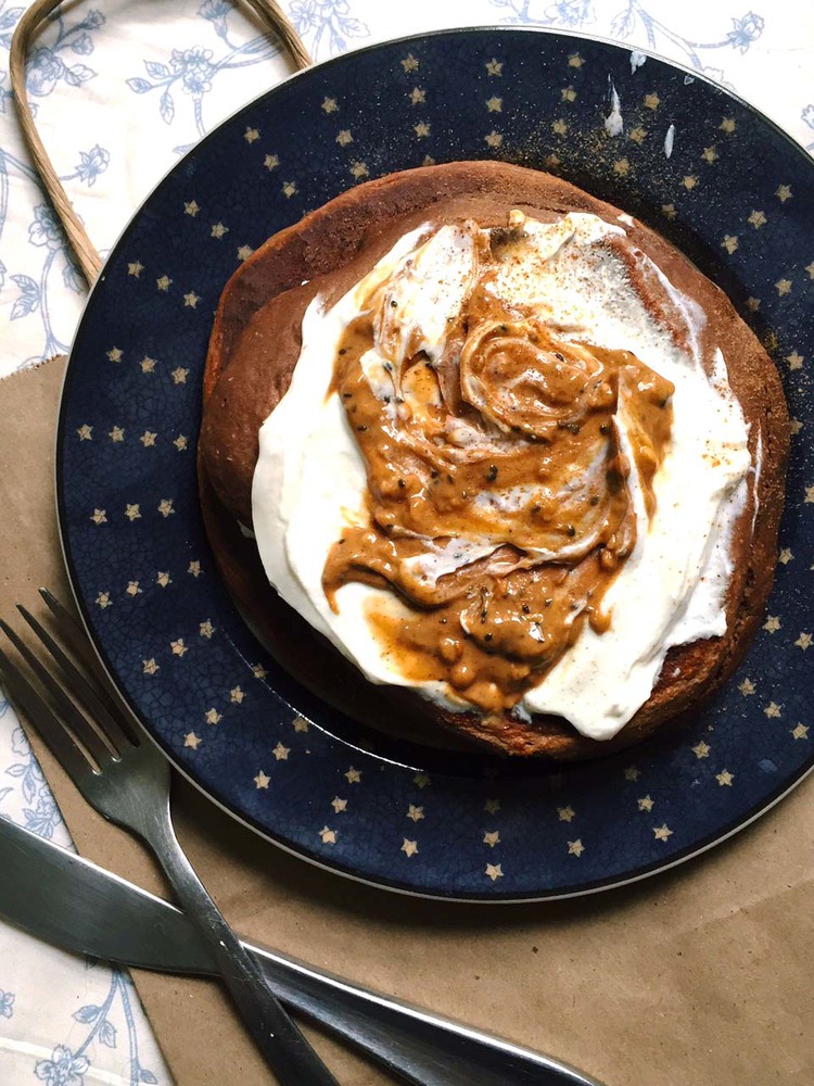 Bánh crepe tiramisu chay