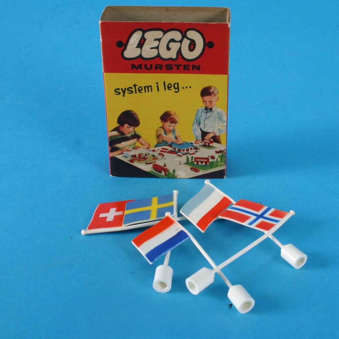 Flags, assorted