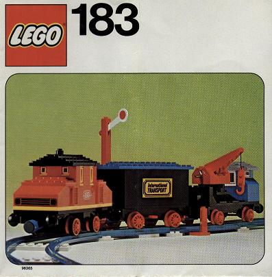 Complete Train Set with Motor and Signal image 2