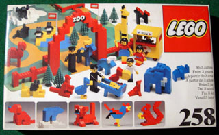 Zoo with Baseboard image 3